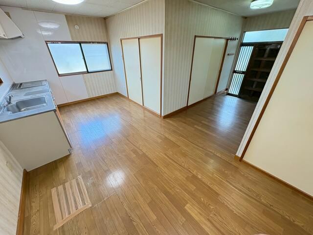 2SLDK Detached House for Rent in Oamishirasato, Chiba - Thumbnail 2