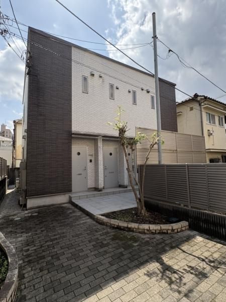 Apartment Building for Sale in Nakano, Tokyo - Thumbnail 4