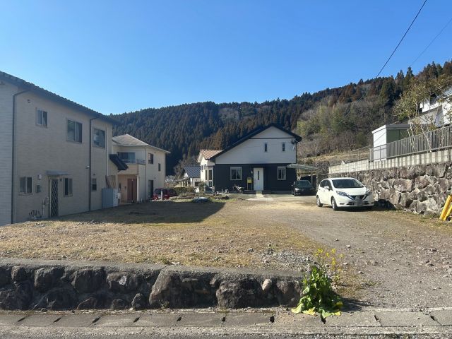 2012 3SLDK House in Yufuin, Oita with Garden and Parking - Thumbnail 2