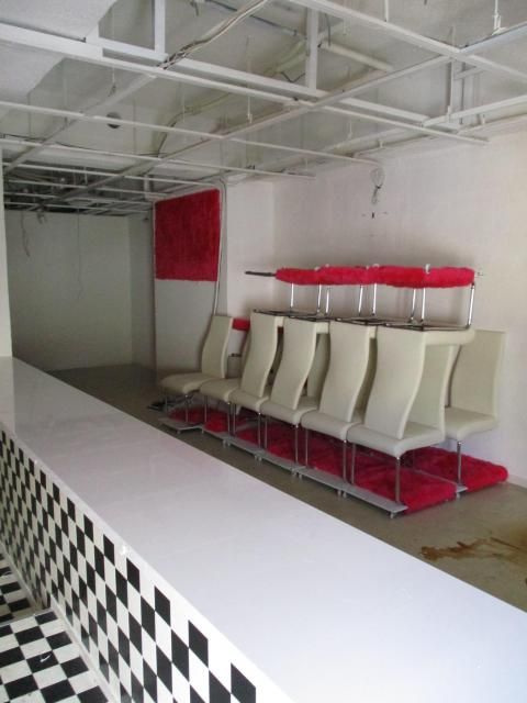 Komatsu Dream Hall Commercial Unit for Rent Near Station - Thumbnail 3