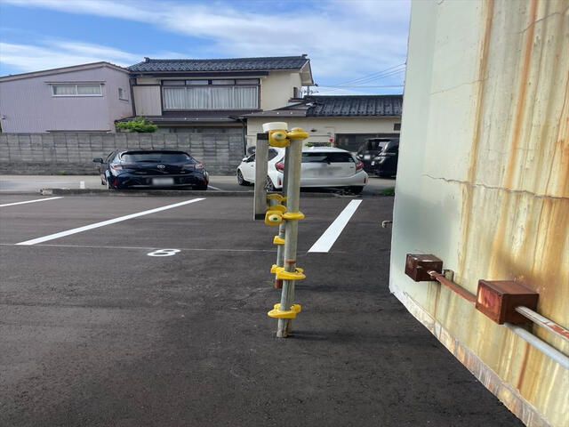 Parking Space for Rent in Toyama City - Thumbnail 3