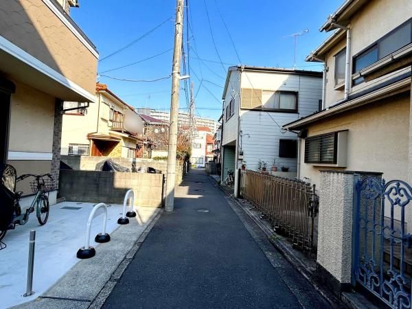 Land for Sale in Kawasaki City, Kanagawa - 141.98 sqm - Thumbnail 2