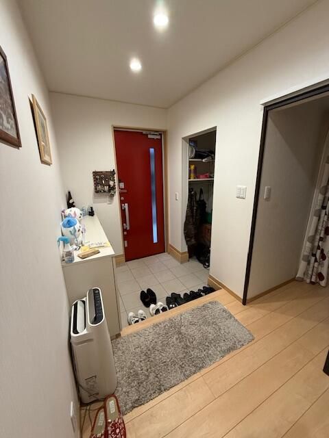 5LDK Modern Wooden House for Sale in Niihama, Ehime - Thumbnail 4