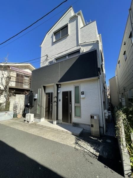 2017 Built 3SLDK House in Shinagawa, Tokyo | 153.27 sqm - Thumbnail 2