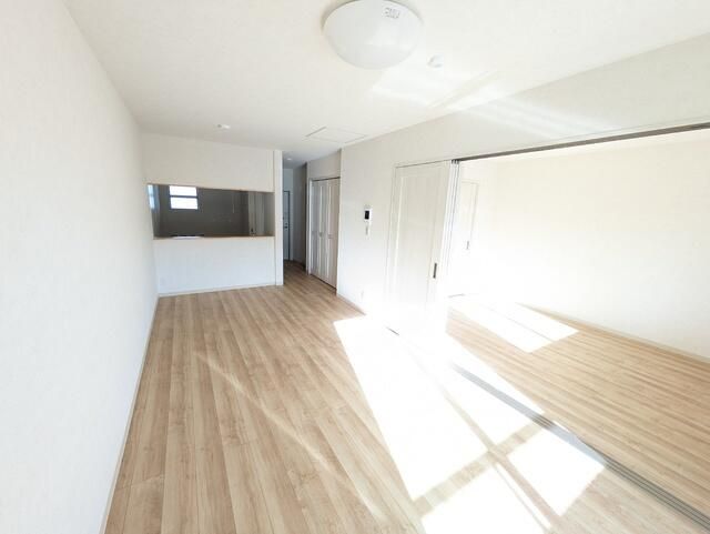 New 1LDK Apartment in Kawaguchi, Saitama - Thumbnail 3