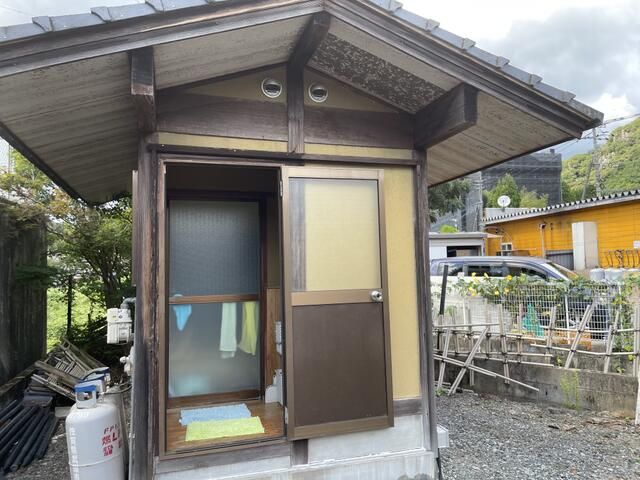 Spacious 3DK Detached House on Large Plot in Takeo City, Saga - Image 1