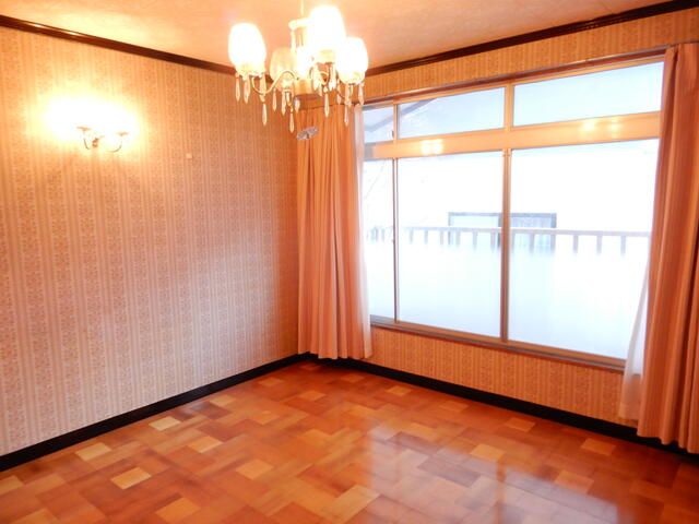 Spacious 8DK House for Sale in Noshiro, Akita with Large Garden - Image 22