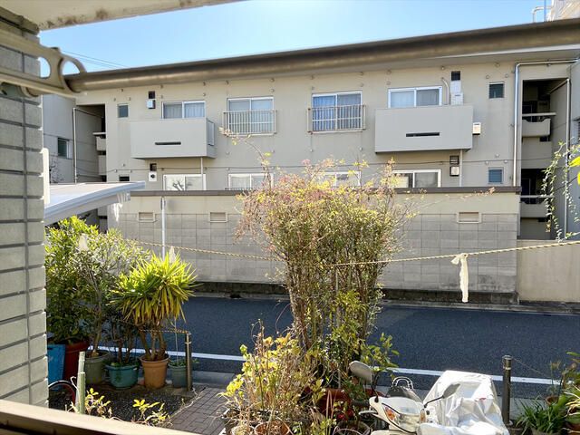 1K Apartment for Rent in Nishiogi-kita, Suginami-ku, Tokyo - Thumbnail 2