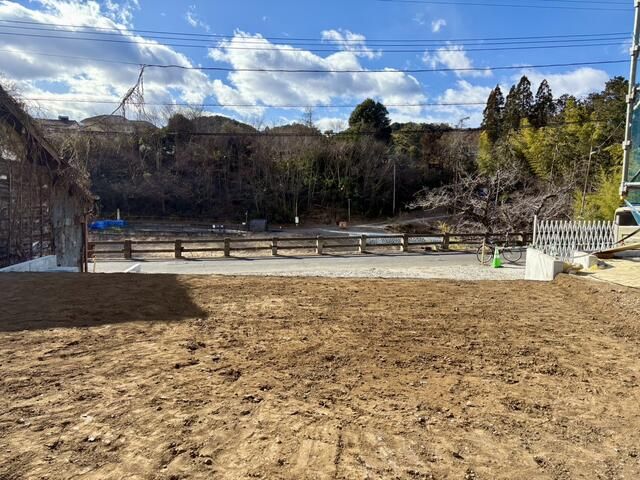 Land for Sale with Hanno Riverbed Views in Saitama - Thumbnail 4