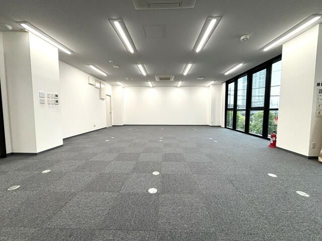 Office for Rent in Chuo Ward, Saitama City - 75.24 sqm - Thumbnail 3