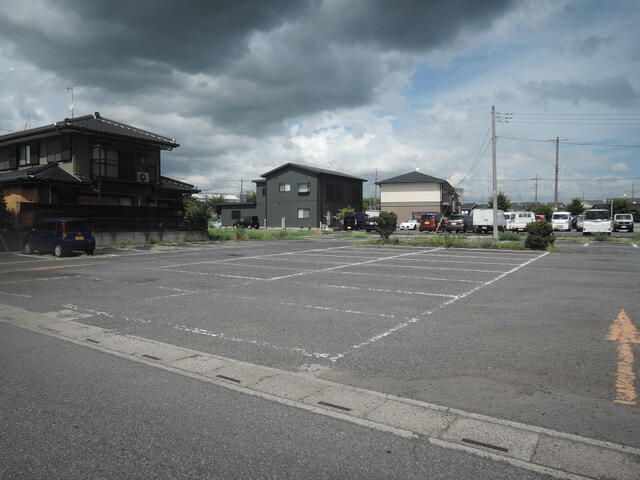 Parking Space for Rent in Kazo, Saitama - Thumbnail 3