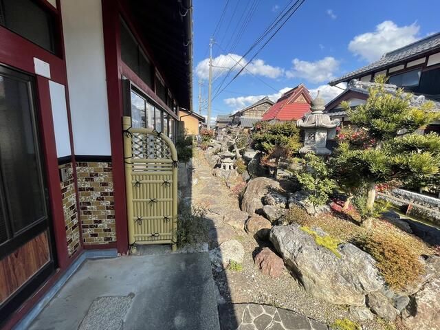 Spacious 9DK House in Maibara, Shiga Prefecture - Thumbnail 2