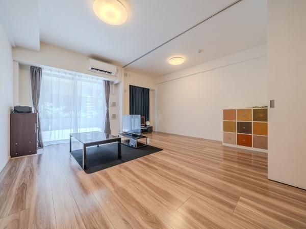 1LDK Condo for Sale in Inagi, Tokyo - Palestage Keio Yomiuriland II - Thumbnail 2