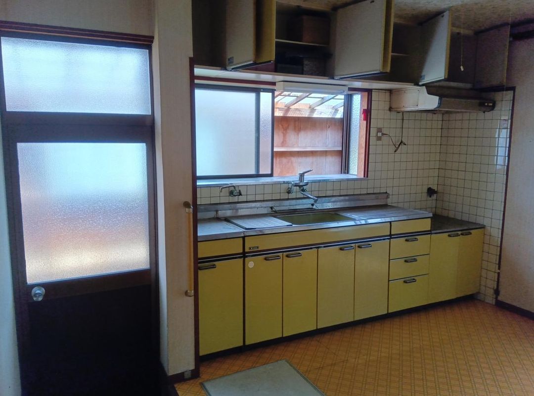 Spacious 5DK Detached House for Sale in Masuda, Shimane - Thumbnail 2