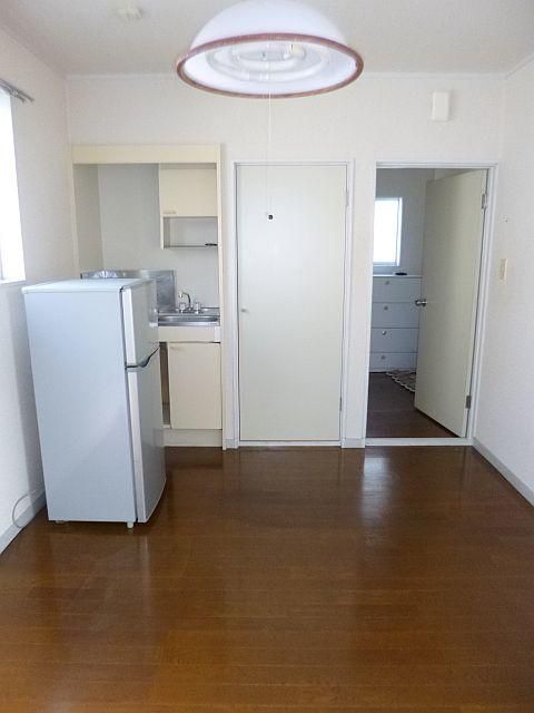 Compact Studio Apartment for Rent in Kanazawa, Yokohama - Thumbnail 2