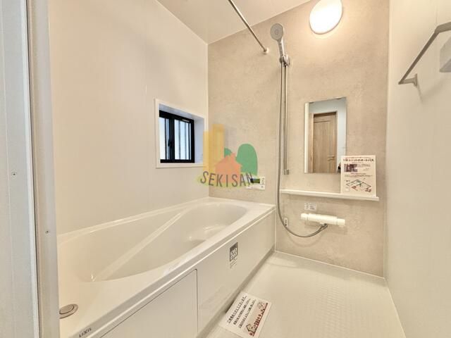 New 4LDK House in Miyazaki City with Parking for 3 Cars - Thumbnail 3
