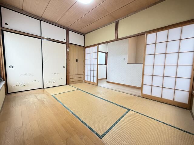 3DK Rental House in Quiet Koga, Ibaraki - 18 Min Walk to Station - Thumbnail 2