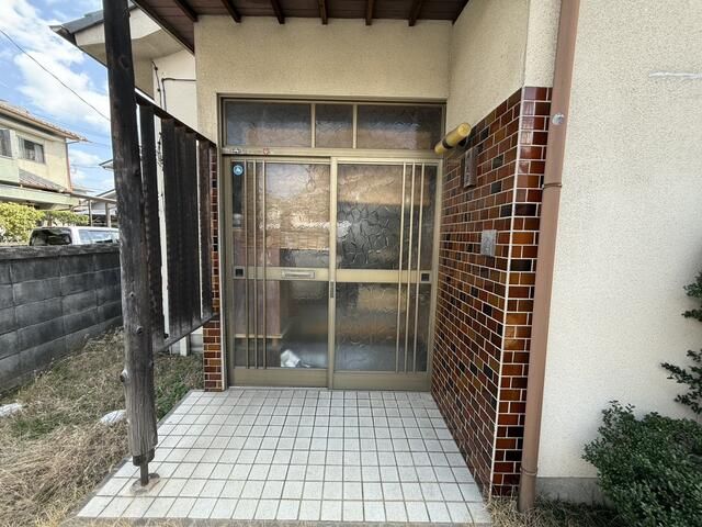 5DK House with Garden & 3 Free Parking Spaces in Fukuyama - Thumbnail 3
