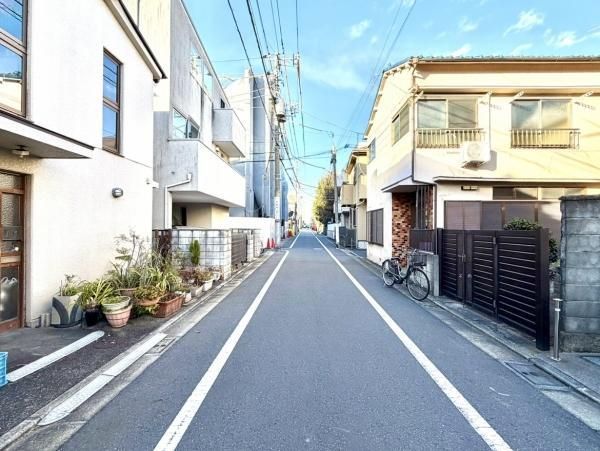 111.5 sqm Corner Plot for Sale in Meguro, Tokyo - Thumbnail 3