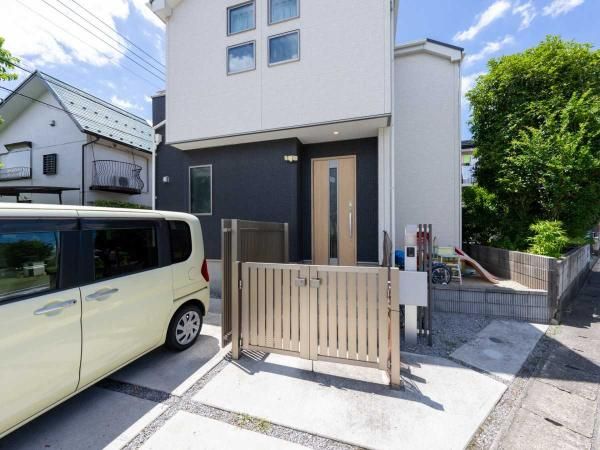 2021 Built 4LDK House in Saitama's Iwatsuki Ward - Thumbnail 3