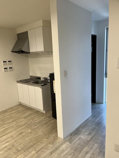 Two-Storey Commercial Building for Rent in Isehara, Kanagawa - Thumbnail 4