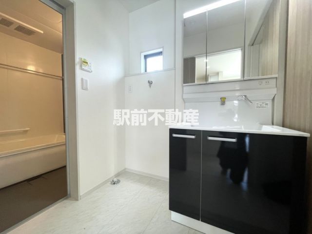 New 4LDK House for Sale in Chikugo, Fukuoka - 2025 Build - Thumbnail 3