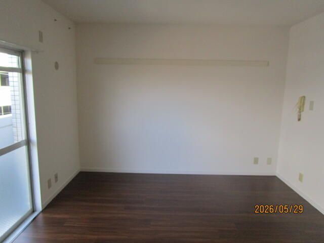 3DK Apartment for Rent in Akishima City, Tokyo - Thumbnail 4