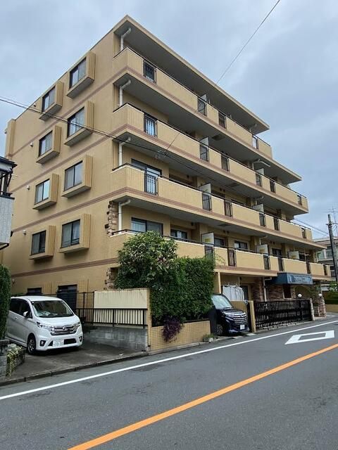 Dia Palace Fussa Ushihama 3LDK Apartment for Sale in Tokyo - Thumbnail 2