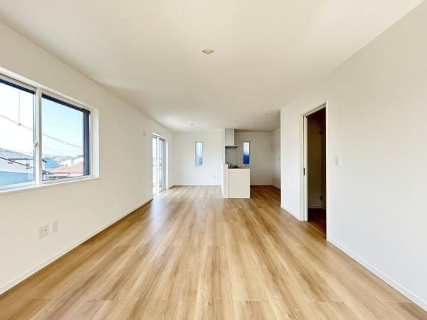 New 2024 4LDK Detached House in Yokohama Asahi Ward - Thumbnail 2