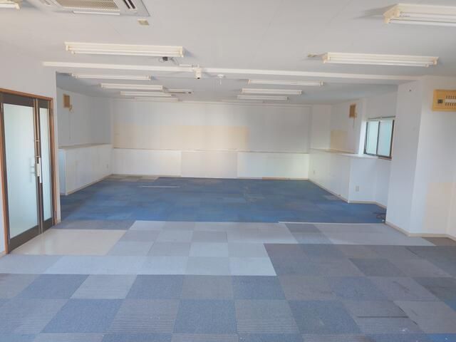 Office for Rent in Narashino, Chiba - 100.24 sqm Steel Building - Thumbnail 4