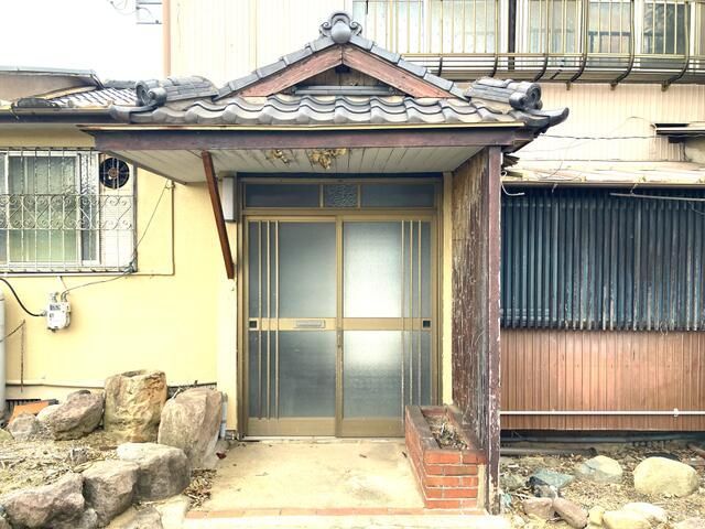 8SDK House in Kitakyushu with Garden and Important Rebuild Note - Image 1