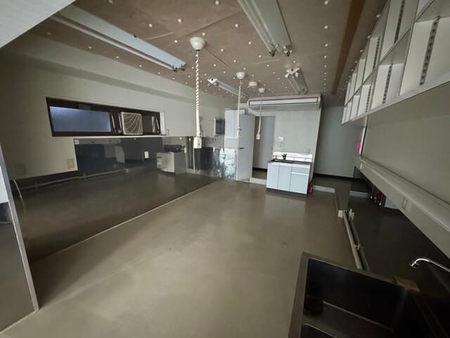 Commercial Space for Rent in Sendagi, Bunkyo, Tokyo - 52.97 sqm - Thumbnail 4