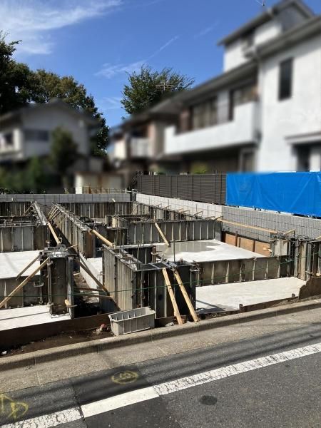 New Build 2LDK House in Nerima, Tokyo with Garage - Thumbnail 3