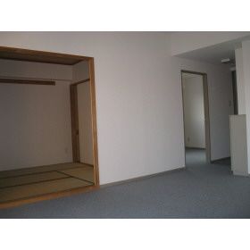 3LDK Apartment for Rent in Central Sapporo, Hokkaido - Thumbnail 3
