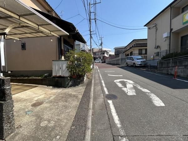 1985 Wooden Detached House for Sale in Zama, Kanagawa - Thumbnail 2