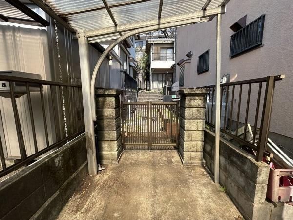 1985 Wooden Detached House for Sale in Zama, Kanagawa - Thumbnail 4