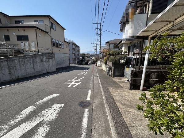 1985 Wooden Detached House for Sale in Zama, Kanagawa - Thumbnail 3