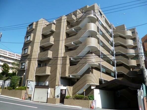 Used Condominium for Sale near Ichigao Station, Yokohama - Thumbnail 2