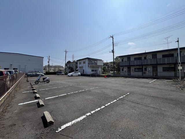 Otake Parking Space for Rent in Yokohama's Tsuzuki Ward - Thumbnail 4