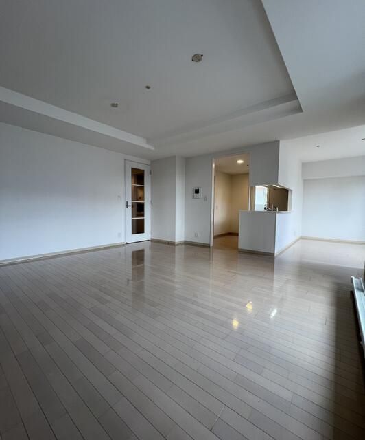 3LDK Corner Apartment in Chuo-ku Sapporo Near Station - Thumbnail 4