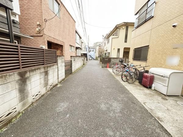 70.67 sqm Land for Sale in Shinjuku's Nishi-Waseda, Tokyo - Thumbnail 3