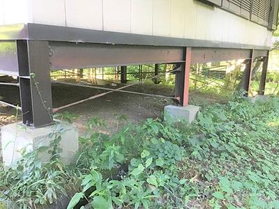 Listen to the sound of the river below and enjoy the hot springs at this mountain cottage: Villas, real estate, properties for sale, Hometown Information Center: Nationwide rural living property data — Image 2, Hachimantai, Iwate