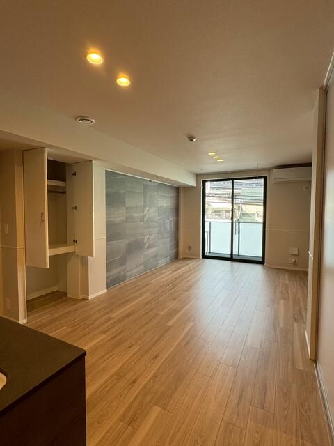 2LDK Apartment for Rent in Nagareyama, Chiba - Thumbnail 4