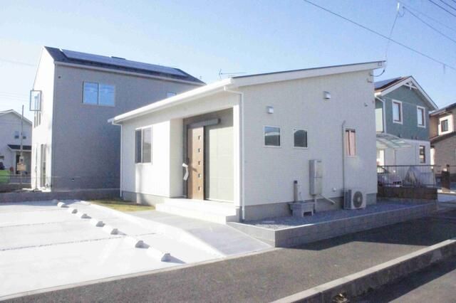 Newly Built Office for Sale in Oyama City, Tochigi - Thumbnail 2