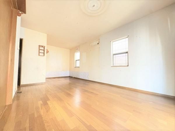 4LDK Detached House for Sale in Tawaramoto, Nara - Main Image