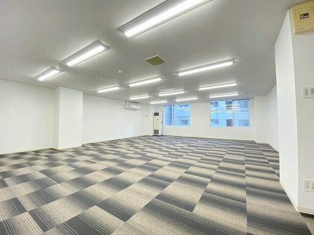 Sapporo Chuo-ku Office for Rent in Dori Nishi Building - Thumbnail 4
