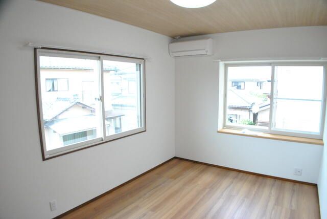 Renovated 4LDK House in Niigata's Kōnan Ward - Thumbnail 3