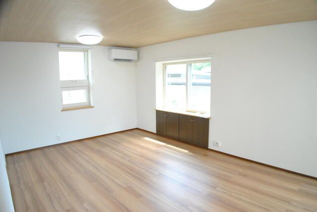 Renovated 4LDK House in Niigata's Kōnan Ward - Thumbnail 2