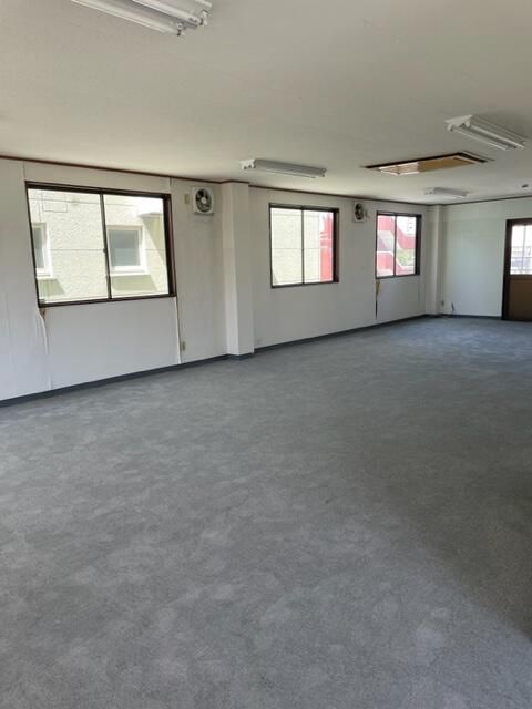 Commercial Unit for Rent in Oyama, Tochigi - 94m² - Thumbnail 2