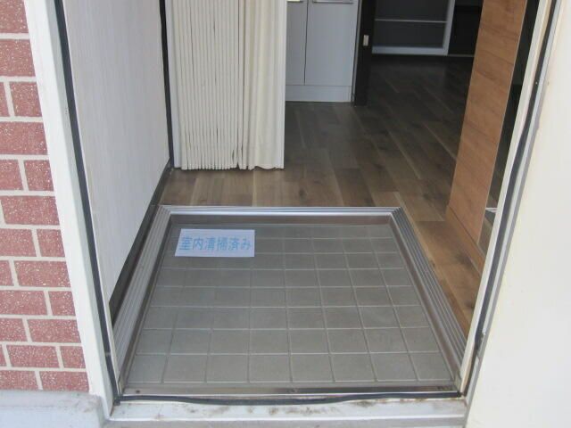 2DK Apartment for Rent in Central City, Yamanashi | 39.67 sqm - Thumbnail 3